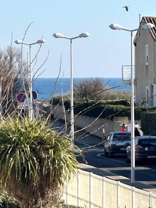Mon Appart A La Plage, Piscine, Wifi, Tv Frontignan Luaran gambar